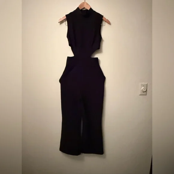 Elliatt Black Cutout Jumpsuit - Picture 4 of 8